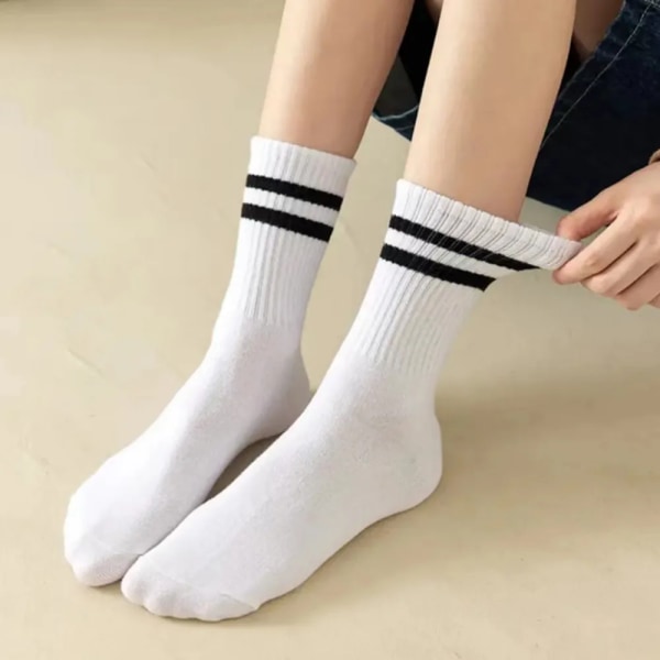 6 Pairs  Women's Mid-Tube Socks Solid Colour Autumn Winter Breathable Comfortable Sport Sweat Absorbent Man And  Women's Socks