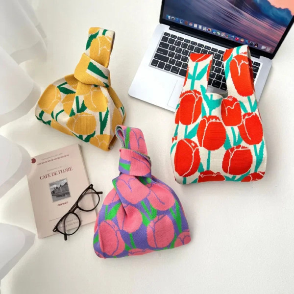 1pcs Handmade Knit Handbag Women Wrist Bag Japanese Casual Color Tote Bag Student Reusable Shopping Bags Purses and Handbags