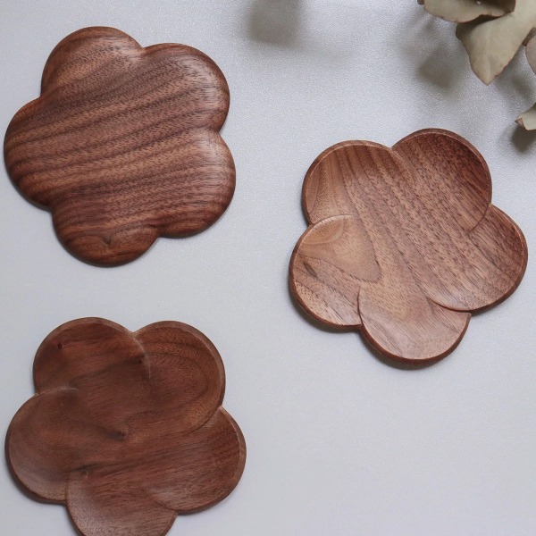 Wood Coaster Walnut Tea Coaster Heat Resistant Mat Wooden Drink Coffee Cup Pad for Kitchen Room Bar Decor Housewarming Gifts