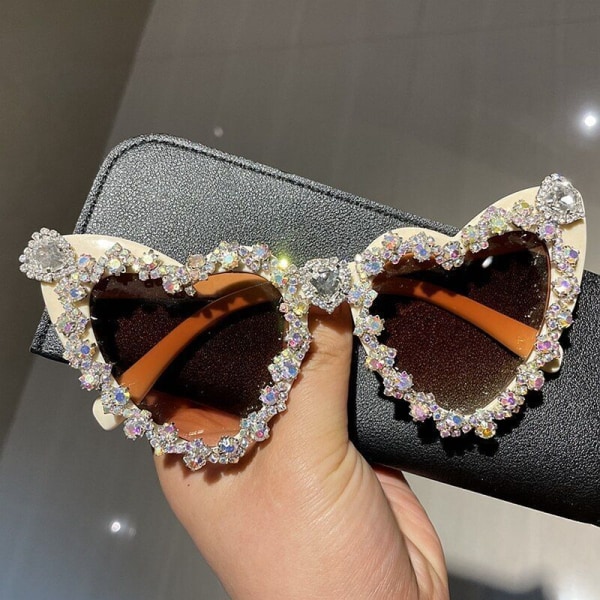 Heart Sunglasses Vintage Style Luxury Crystal Retro Punk Hip Hop Eyewear Gift