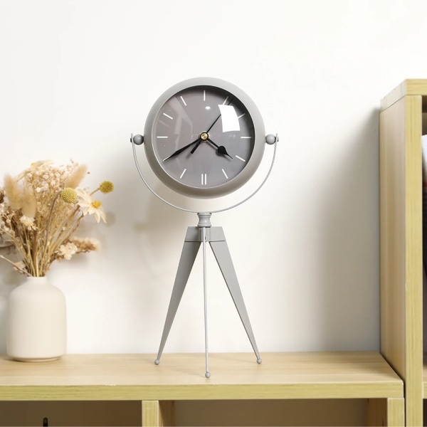 Metal Clock Desk Clock Modern Kitchen Clock Bedside Alarm Clock for Living Room Bedside Bedroom Office Desktop Table Decoration