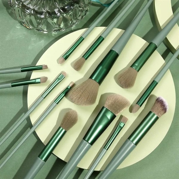 Soft Makeup Brushes Set Eyeliner Eye Shadow Brush Cosmetic Foundation Blush Powder Blending Beauty Makeup Tool Maquiagem