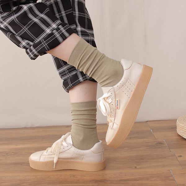 5 Pairs of women's solid color cotton medium tube socks deodorant stockings