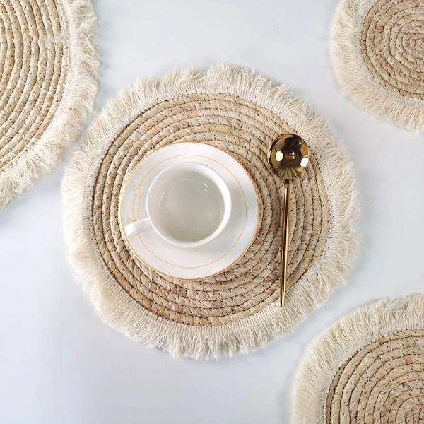 Modern Simple Straw Placemat Corn Husk Braided Tassel Edge Thickened Insulated Placemat Small Tea Cup Cushion Table Mat