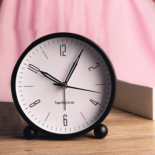 Hanlintime Analog Alarm Clock,Easy Set Small Desk Clock,Non Ticking,with NightR7