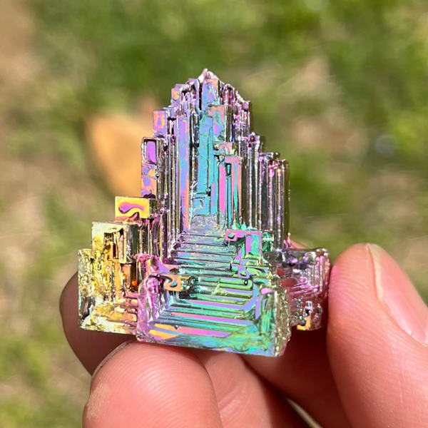 Natural Irregular Shape Bismuth Ore Cluster Mineral Rough Pyramid Specimen Healing Crystals Ornaments Home Decoration