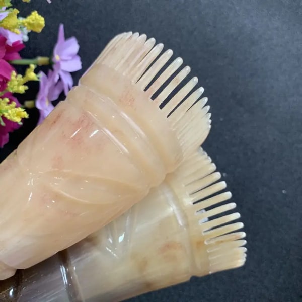 Natural Yak Horn Comb Head Meridian Scraping Scalp Massage Brush Acupuncture Spa Therapy Gua Sha Massage Relax Tool Anti-Static