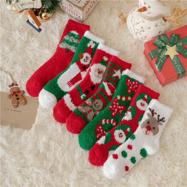 1 Pair Christmas Socks Gift Women's Coral Velvet Socks Casual Winter Christmas Children's Socks Warmth Cute Girl Boy Floor Socks