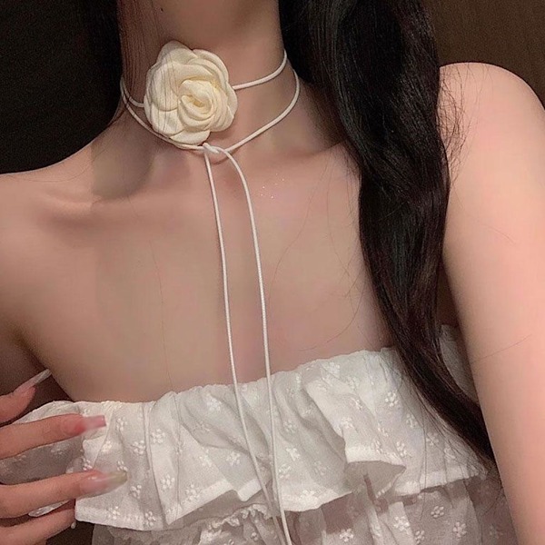 Strass Svart Vit Ros Halsband Nyckelbenskedja Blomma Choker Middagsfest Bröllop För N0t8 white 1pc