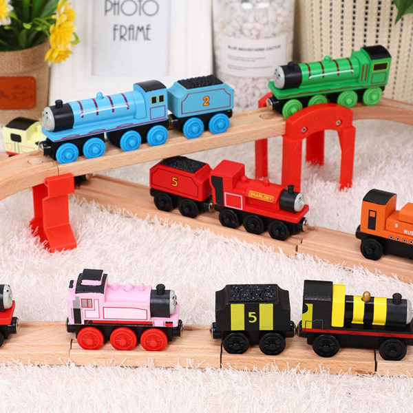Magnetisk järnvägståg leksak Montessori rälsbil leksak för barn 1-20random one-size
