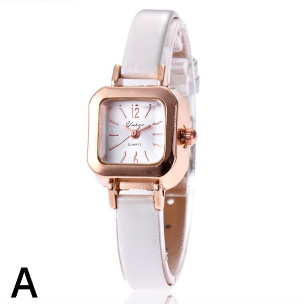 Ny Modeklocka Koreansk Version Retro Quartz Klocka Tunt Band Liten Fyrkantig Klocka Red One size