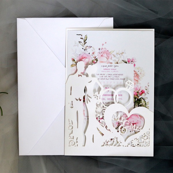 Blommiga Mrs Mrs Heart Bröllopsinbjudningskort med kuverttomt 1-Pack