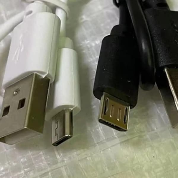 Telefonladdningskabel för snabbladdning Säker Plug Play Typ C Micro USB Telefon Datakabel
