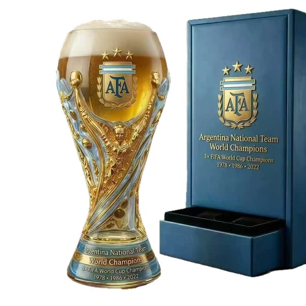 Guldfotboll Trofé Glasmugg – Öl- och Whiskeydrickskopp Sportfantast Presentkollektion