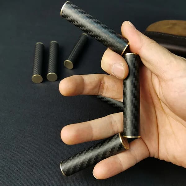 Fidget Spinner Stressaflastningslegetøj med magnetiske kulfibersektioner Gave til børn og voksne