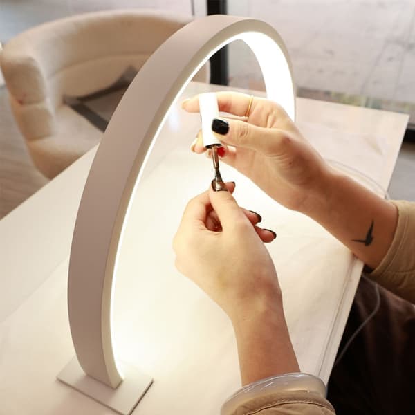 Halvmåneformet neglelampe - LED bordlampe (hvid)
