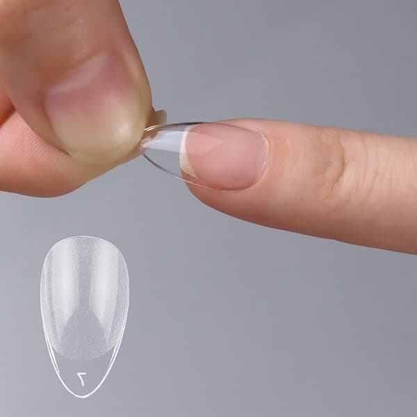 240 kuormaa Gelly Nageltippar KVADRATIC FORM KVADRATIC SQUARE SHAPE SQUARE SHAPE SQUARE SHAPE
