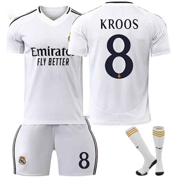 2425 Real Madrid fotbollströja nr 7 Vinicius 5 Bellingham nr 9 Mbappe och andra vuxna och barns fotbollströjeset No.8 KROOS 16