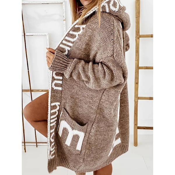 Stickad kofta med vattenfallskrage och bokstavstryck, avslappnad huvtröja med långa ärmar och fickor, damkläder Light Brown XL
