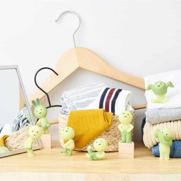 Äkta Smiski Corner Luminous Elf Series Blind Box, Figur Present, Slumpmässig Stil, 1st Dressing Dressing