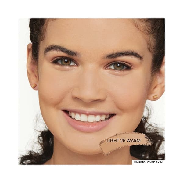 BareMinerals BarePro 24-timers hudperfeksjonerende pudderfoundation Light 25 Warm