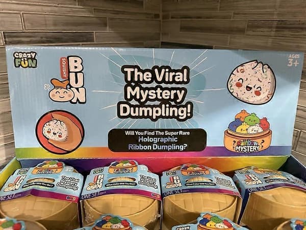Sällsynt Viral Holografisk / Regnbågs Mystisk Squishy Dumpling (finns att köpa separat)