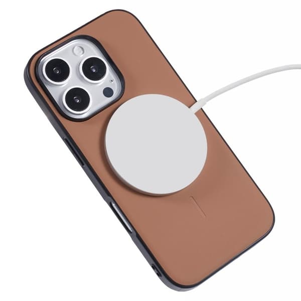 X-LEVEL Mobilskal till iPhone 16 Pro Max MagSafe PC TPU PU Guld