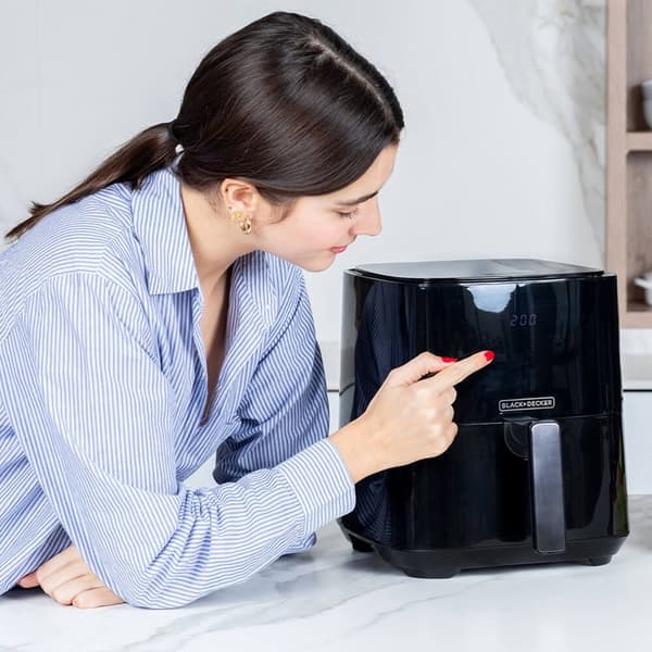BLACK+DECK Air Fryer Svart 5L 1450W