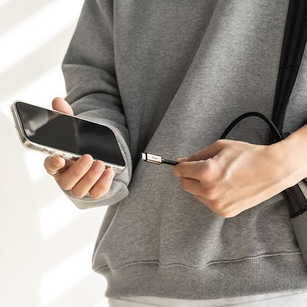 Ringke USB-C - USB-C -kaapeli 2m - Musta Svart
