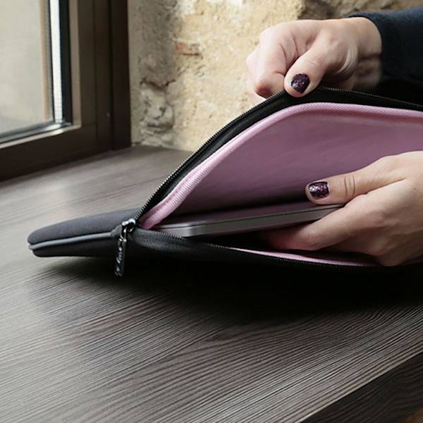 MW Macbook Pro/Air 13 Case Eco - musta/valkoinen