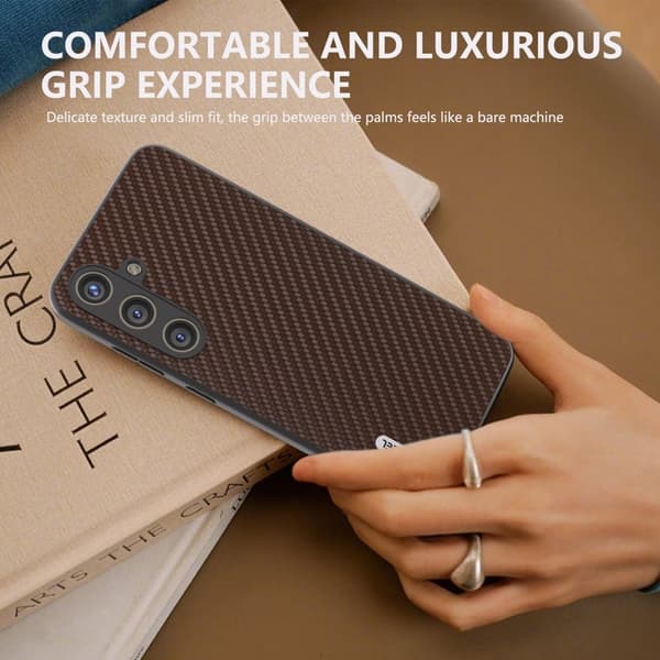 ABEEL Mobilskal till Samsung Galaxy S24+ Shockproof Carbonfiber Brun