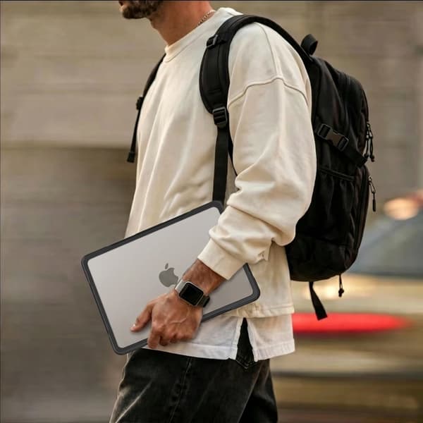 Tech-Protect Skal För Macbook Air 13 Velar - Svart/Matte Clear Svart