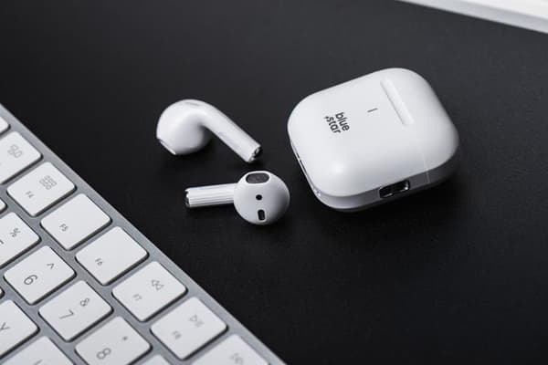 Blue Star Trådlösa In-Ear Hörlurar TWS Nova Fi5 - Vit Vit