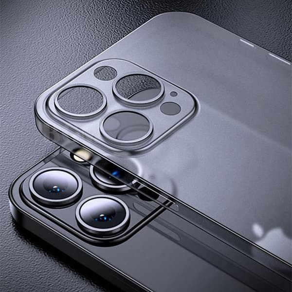 BOOM Zero Mobilskal till iPhone 15 Pro Ultra Slim - Frosted Transparent