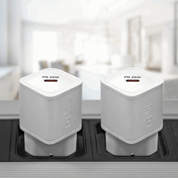 SBS Snabbladdare 20W GaN Power Delivery - Vit Vit