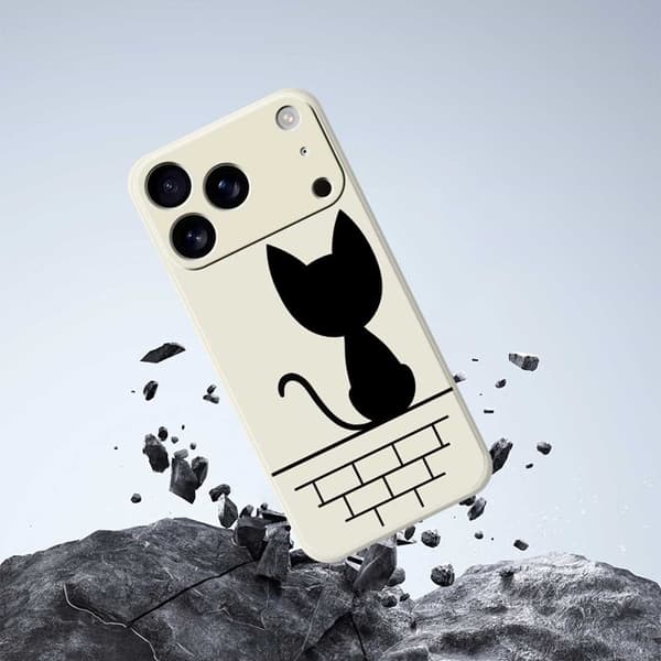 Mobilskal till iPhone 17 Pro Max Black Cat on the Wall - Grön Grön