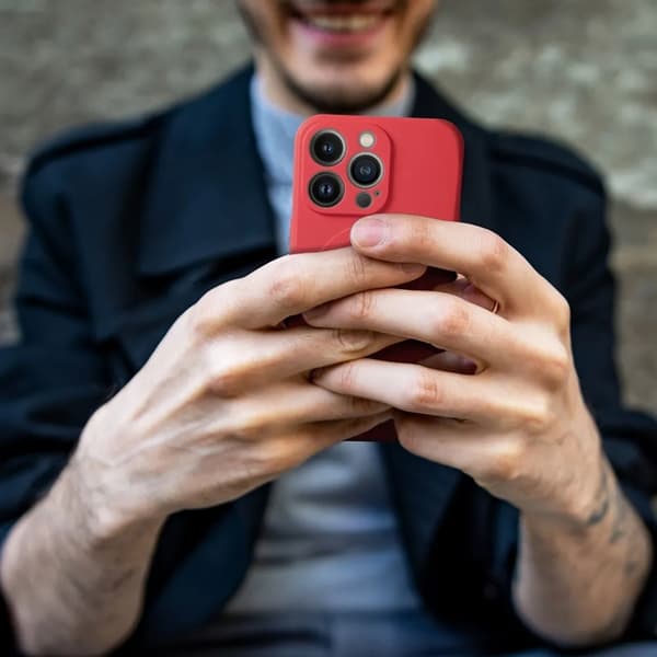 Mobilskal till iPhone 16e Magsafe Silikon - Röd Röd