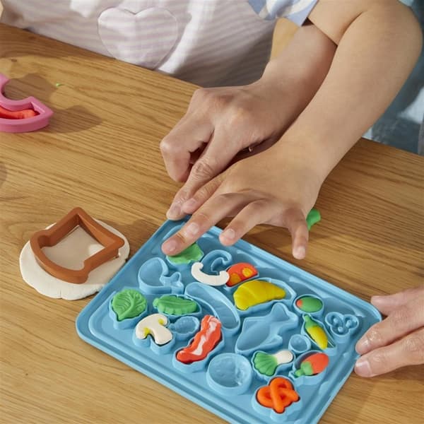 PLAY-DOH Kitchen Creations Playset Little Chef Starter Set
