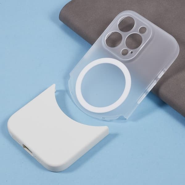 X-LEVEL Mobilskal till iPhone 16 Pro MagSafe Matt Anti-Drop Vit