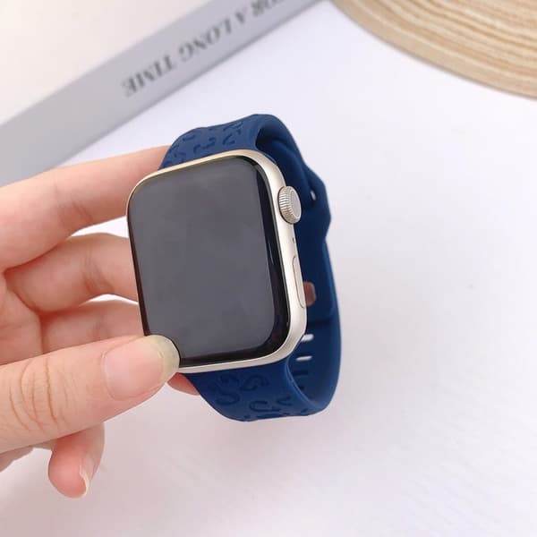 Apple Watch (42/44/45/46/49mm) Armband Leopard Texture - Blå Blå