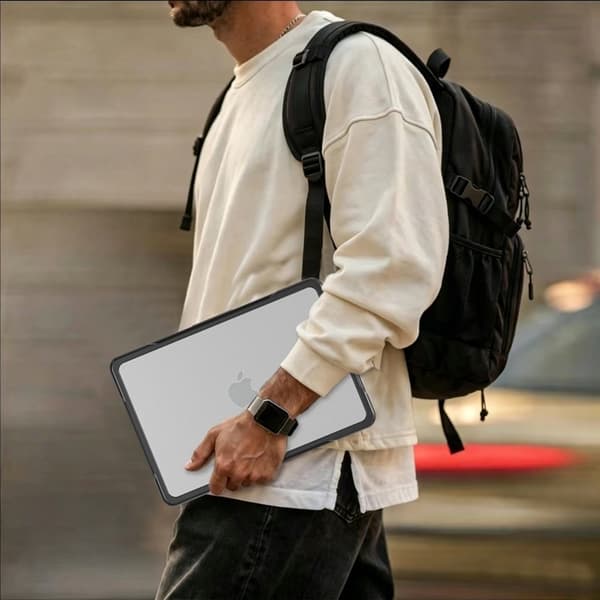 Tech-Protect Skal för Macbook Neo 13" (2026) Velar - Clear/Svart Svart