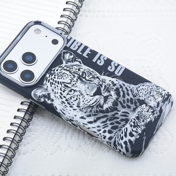 Mobilskal till iPhone 17 Pro Max MagSafe Carbon Fiber - Leopard Svart