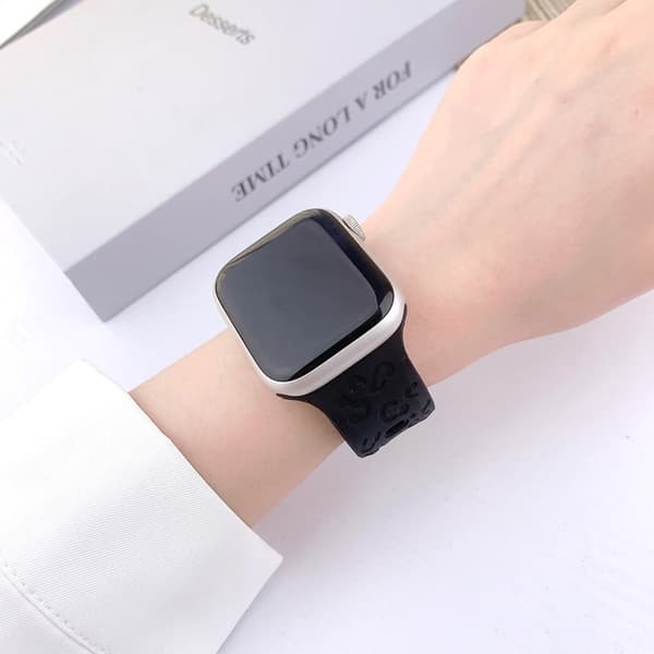 Apple Watch (42/44/45/46/49mm) Armband Leopard Texture - Svart Svart