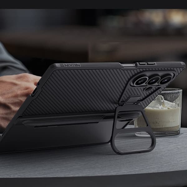 Nillkin Mobilskal till Galaxy Z Fold 7 CamShield Pro - Svart