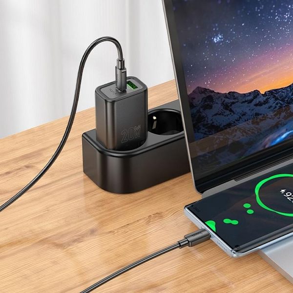 Hoco Snabbladdare 20W 1xUSB-A 1xUSB-C PD QC3.0 3A N61 - Vit Vit
