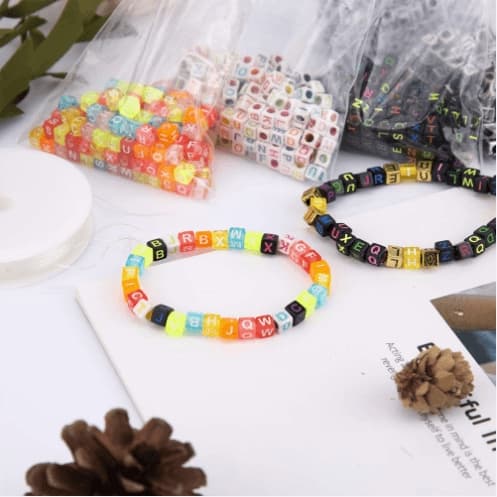 Akrylperler alfabet - 1200 stk