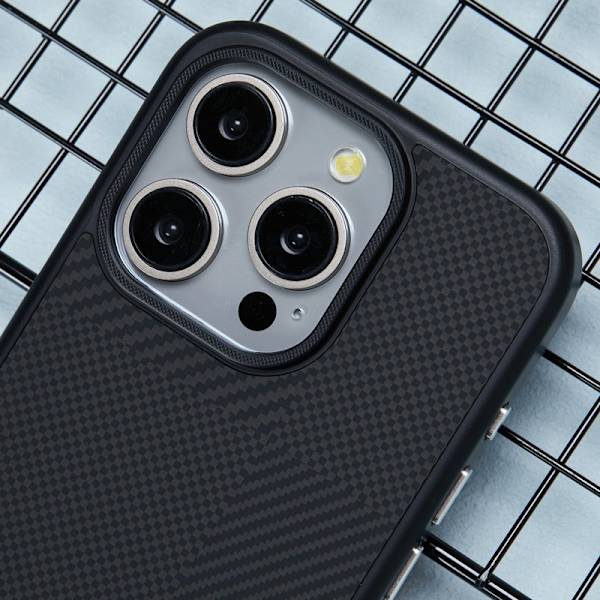 X-LEVEL Mobilskal till iPhone 16 Pro Max Hård PC Stöttålig Svart