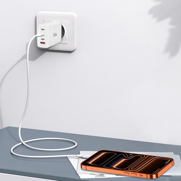 Tech-Protect 4-Port Snabbladdare 140W QC3.0 NC140W-GAN Vit