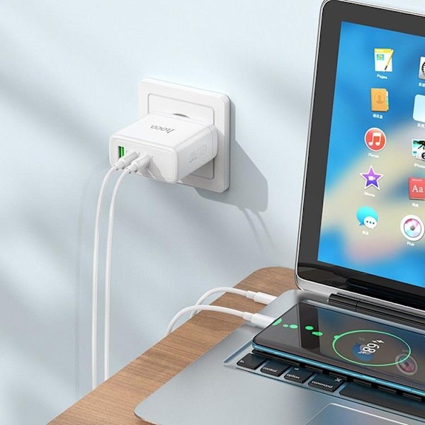 Hoco Väggladdare 2 x Type C + USB A 65W GaN - Vit