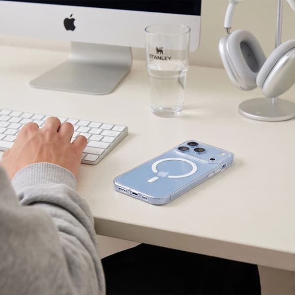 Tech-Protect Mobilskal För iPhone 18 Pro Magsafe Flexair - Clear